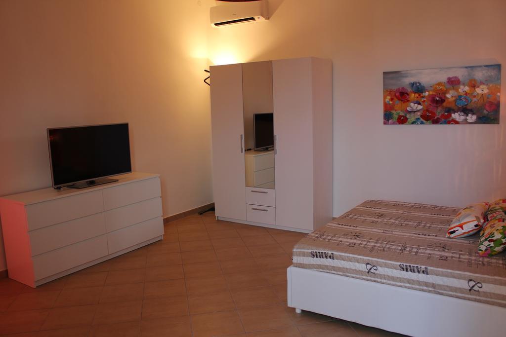 Tortugas B&B Giarre Ruang foto