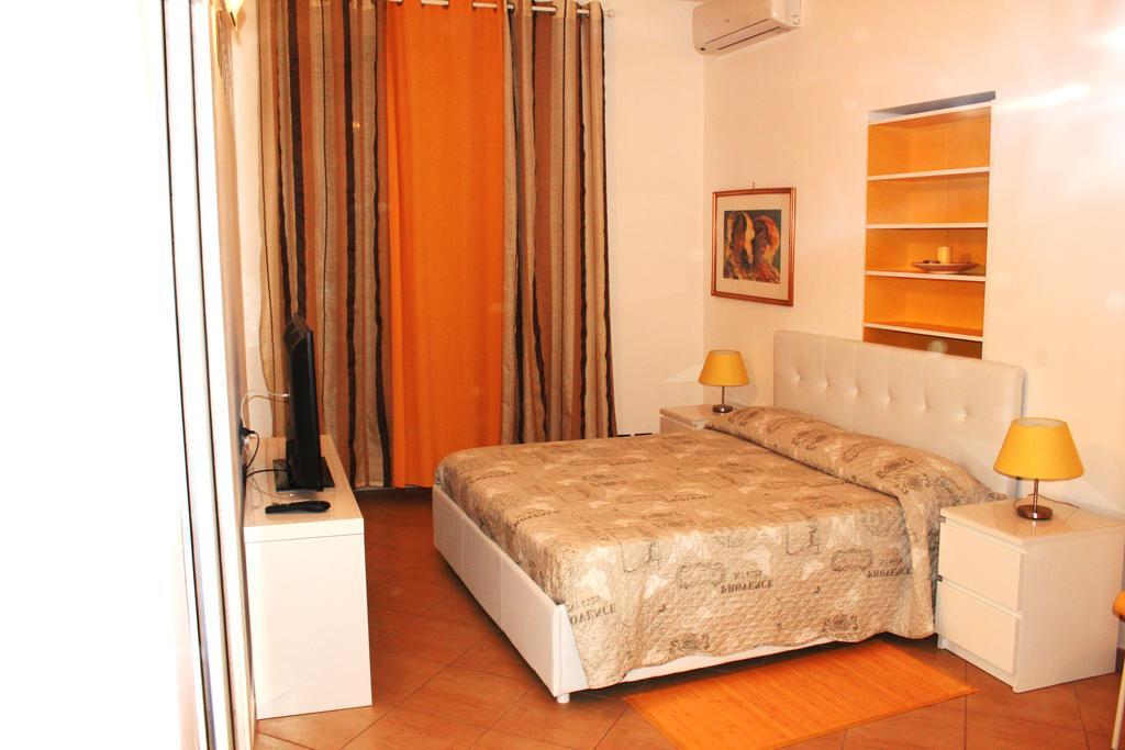 Tortugas B&B Giarre Bagian luar foto